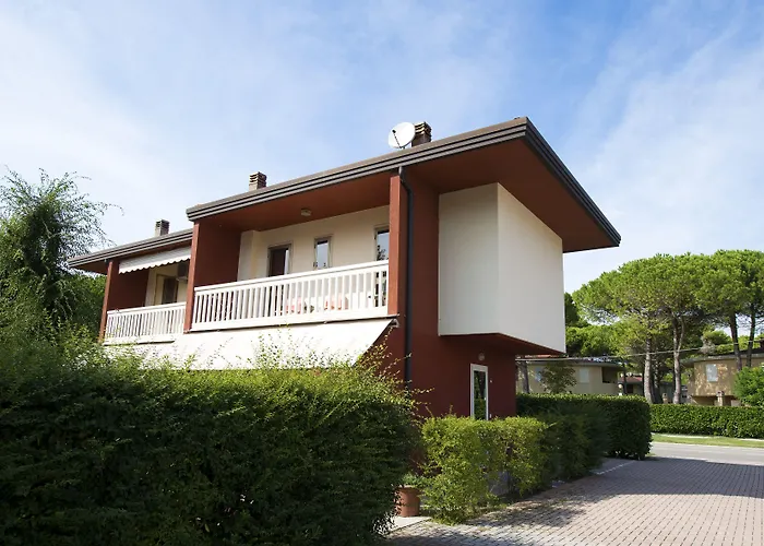 Nice Hotel Bibione Szálloda 3*