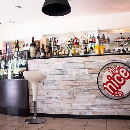 Nice Hotel Bibione Отель