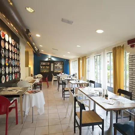 Nice Hotel Bibione Szálloda 3*