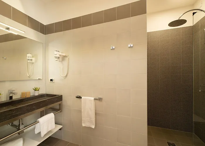 Nice Hotel Bibione Отель 3*