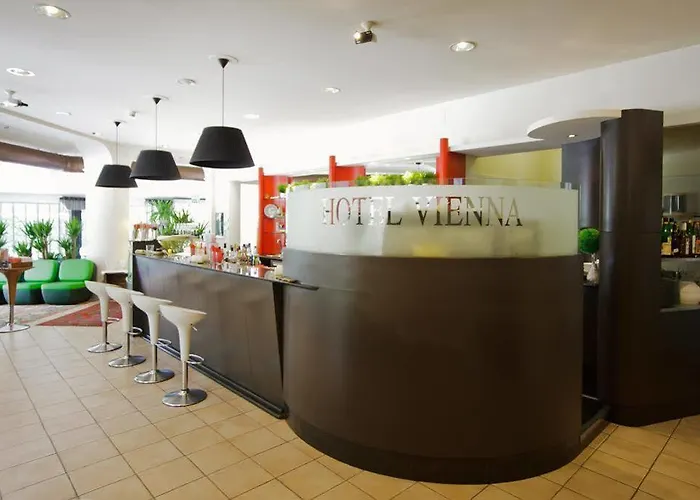 Nice Hotel Bibione Отель Бибионе